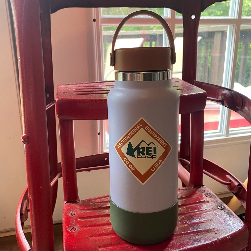 REI Hydro Flask Tumbler Lilac 32oz